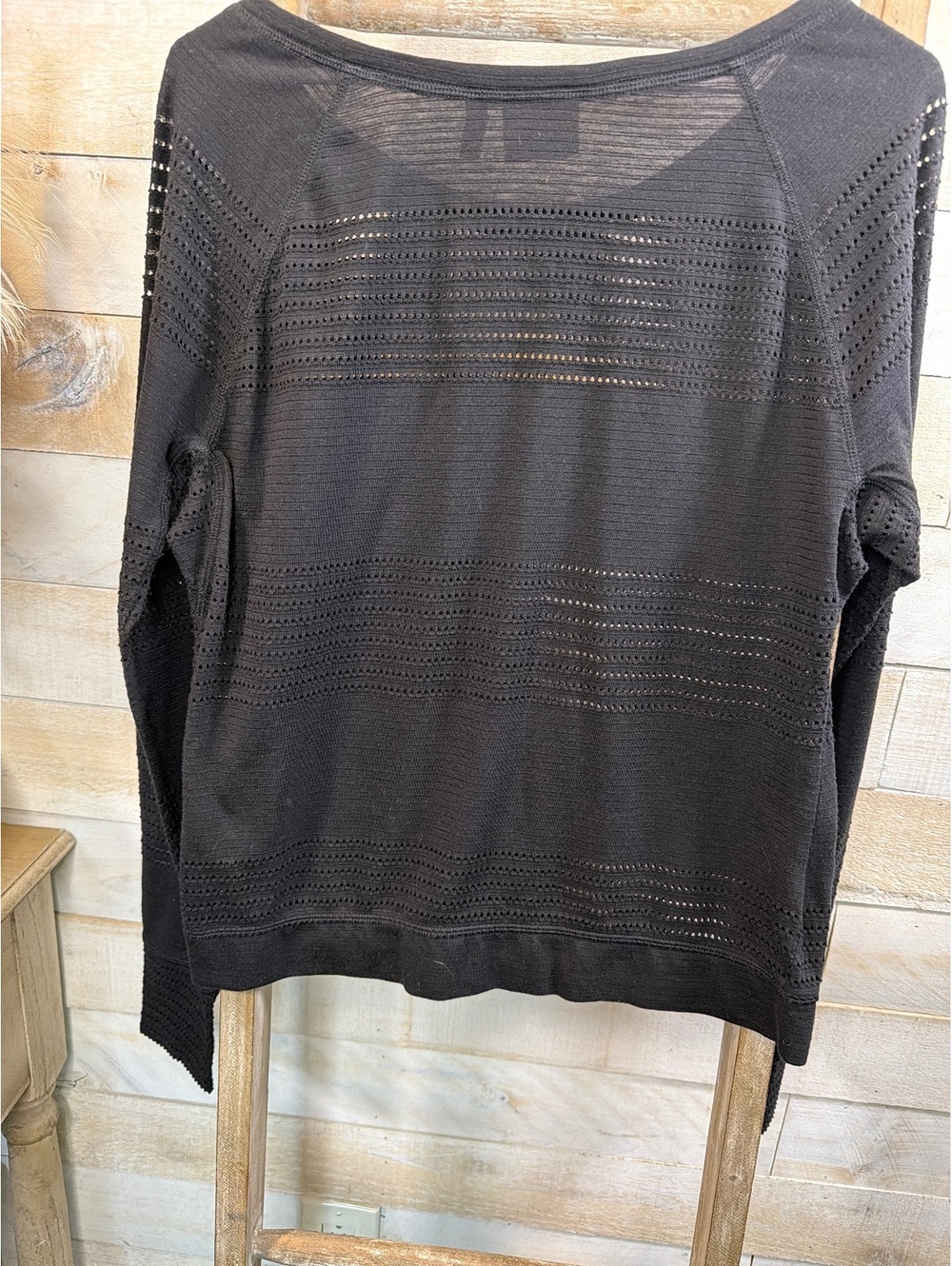 Athleta Black Lightweight Long Sleeve Pullover Sweater, Size Small - Picture 4 of 6